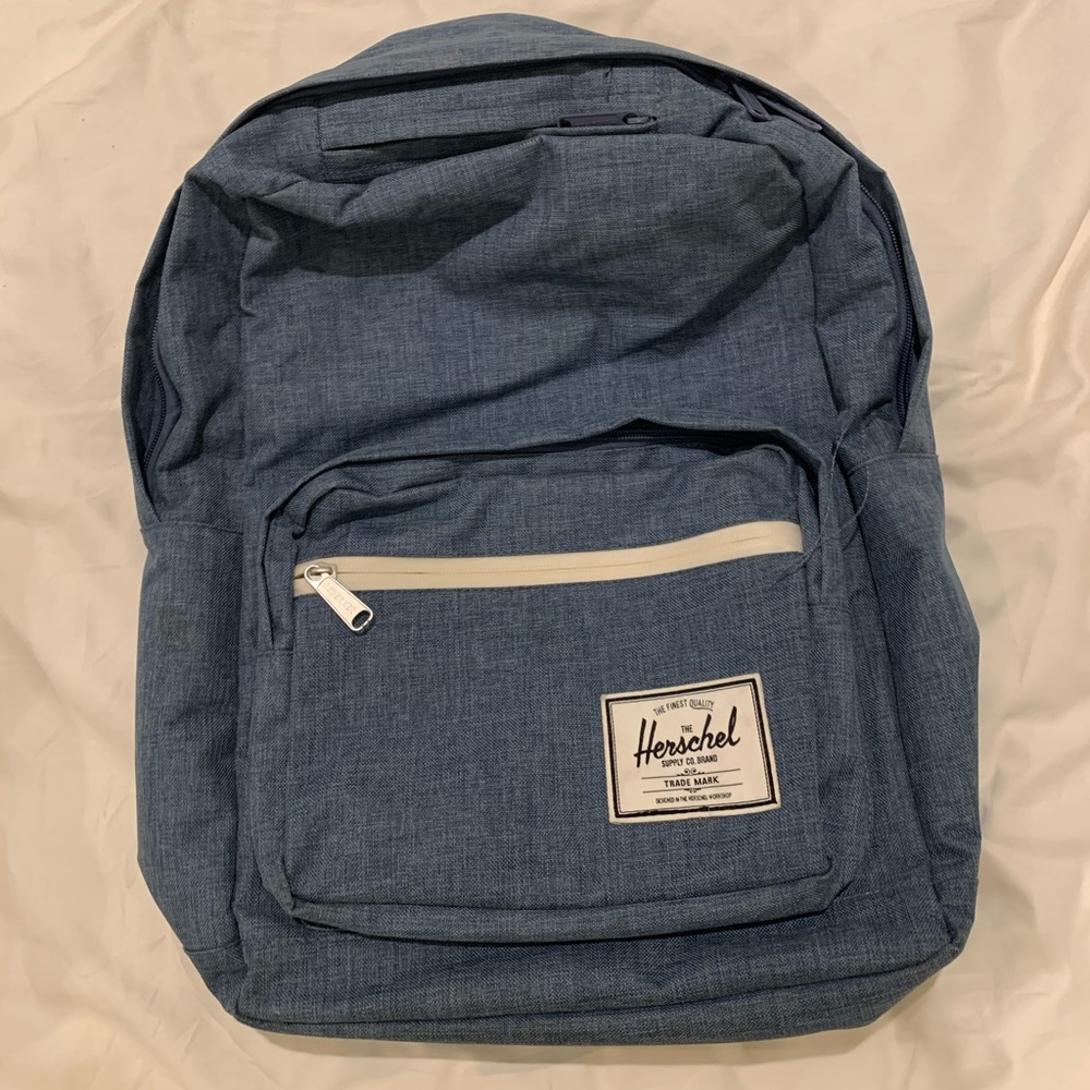 ⭐️ BRAND NEW HERSCHEL BACKPACK ⭐️